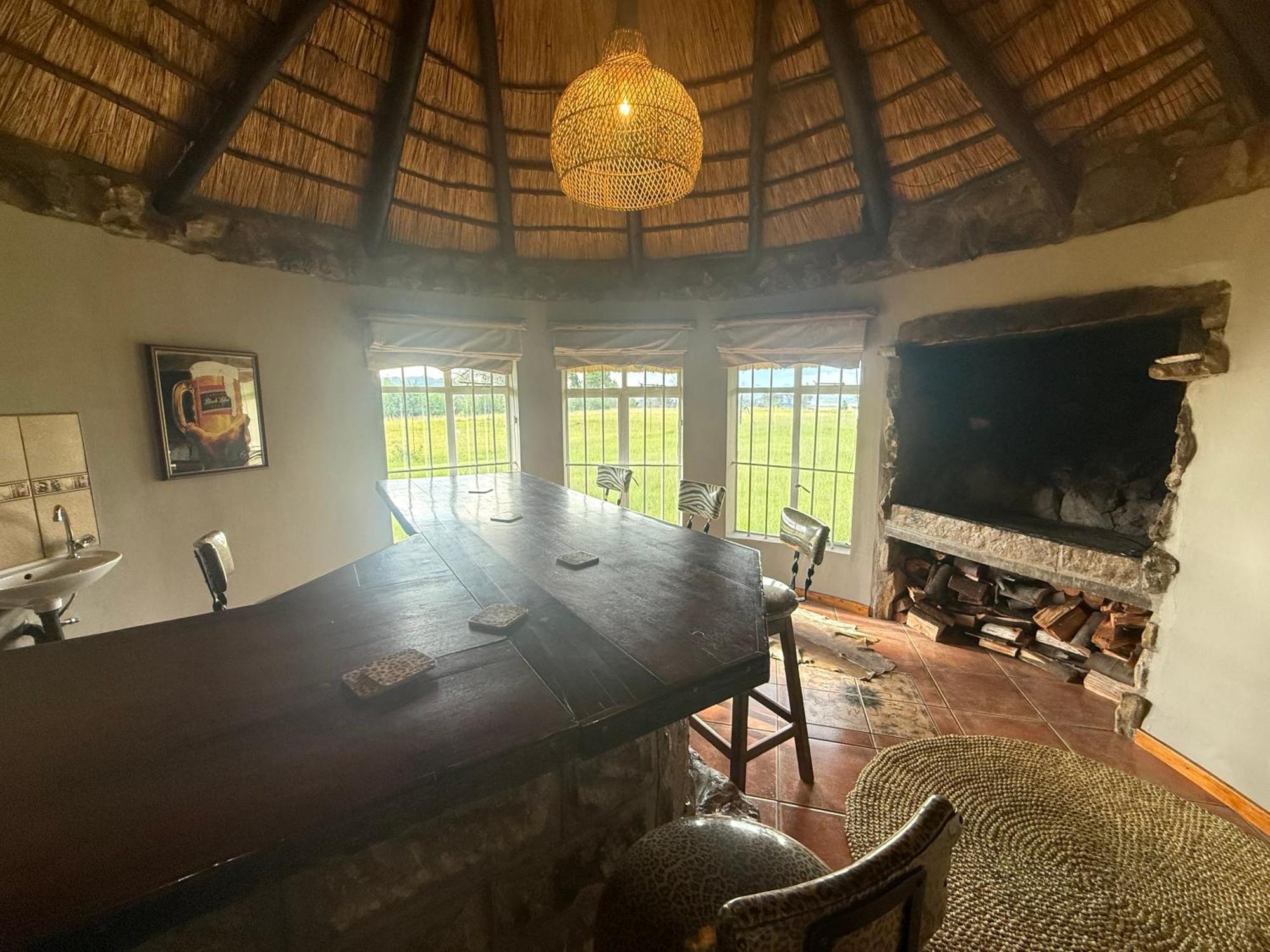 Uitzicht Private Nature Reserve And Lodge フーリーズバーグ エクステリア 写真